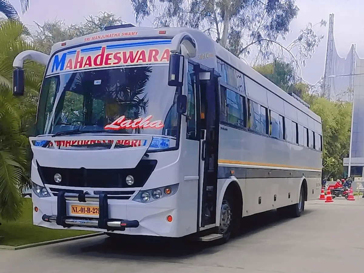 40 Seater Luxury Bus